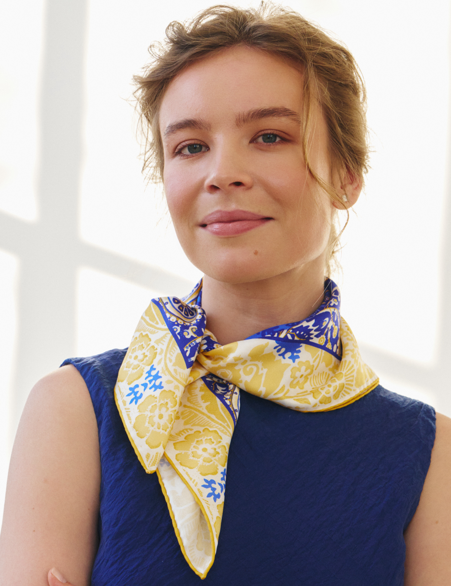 Картинка Шовкова хустина "Культурна спадщита. Вибійка" Sunflower, 60х60 см